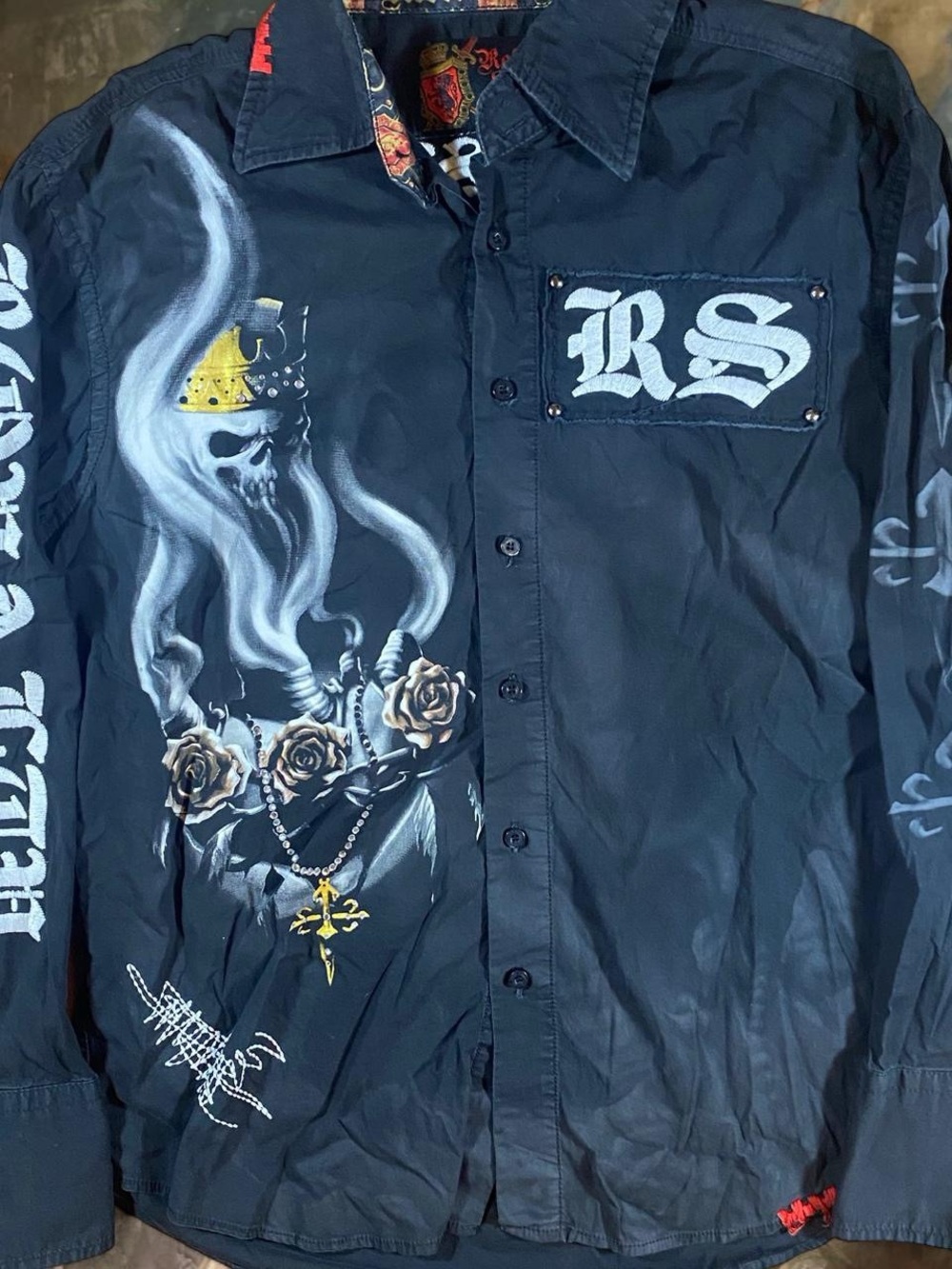 Rebel spirit Black Graphic Skull & Roses Button-Up Shirt